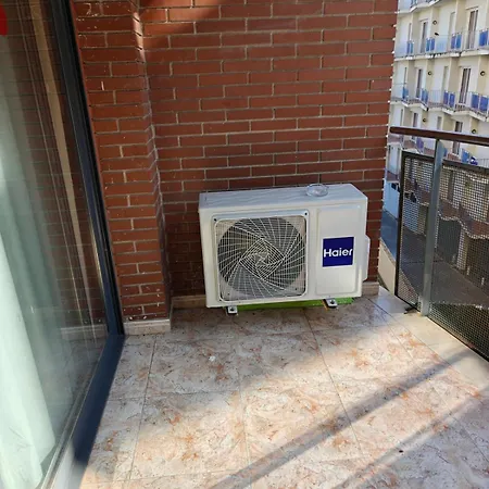 Seawolf Apartment, Διαμέρισμα Λορέτ Ντε Μαρ